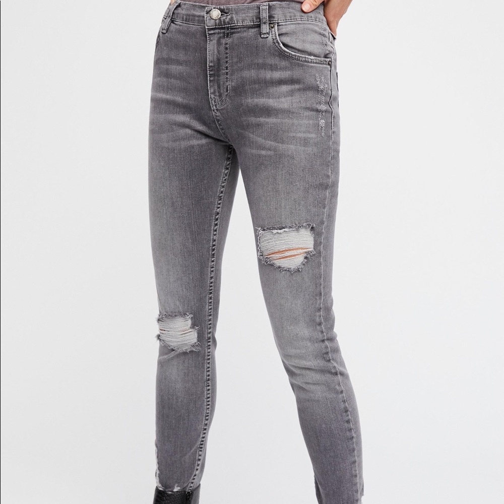 Free People Shark Bite Skinny Jeans in Island Grey